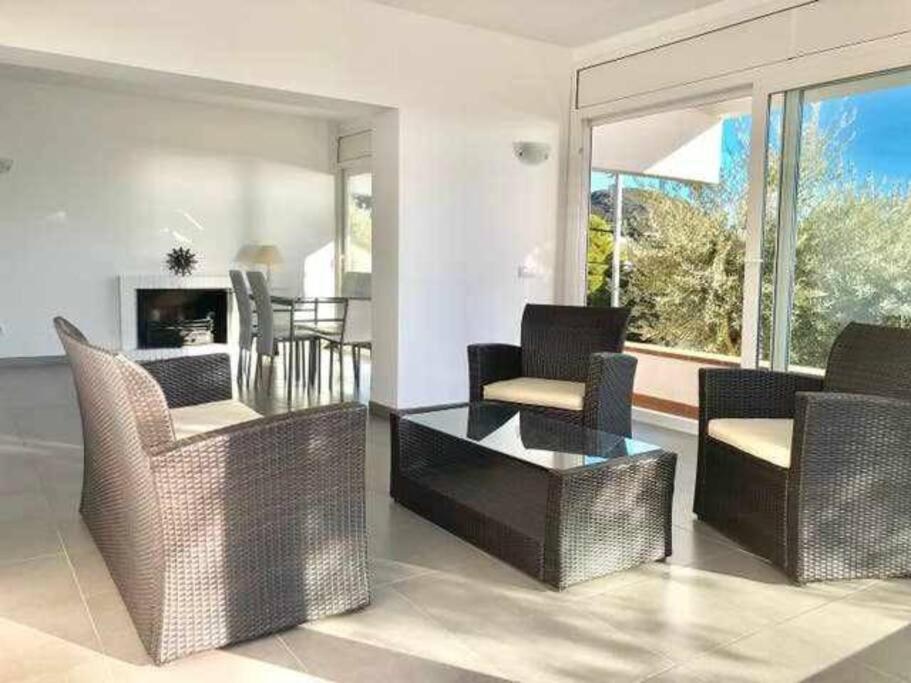 Amplio Apartamento Con Jardin En Almadrava Росас Экстерьер фото