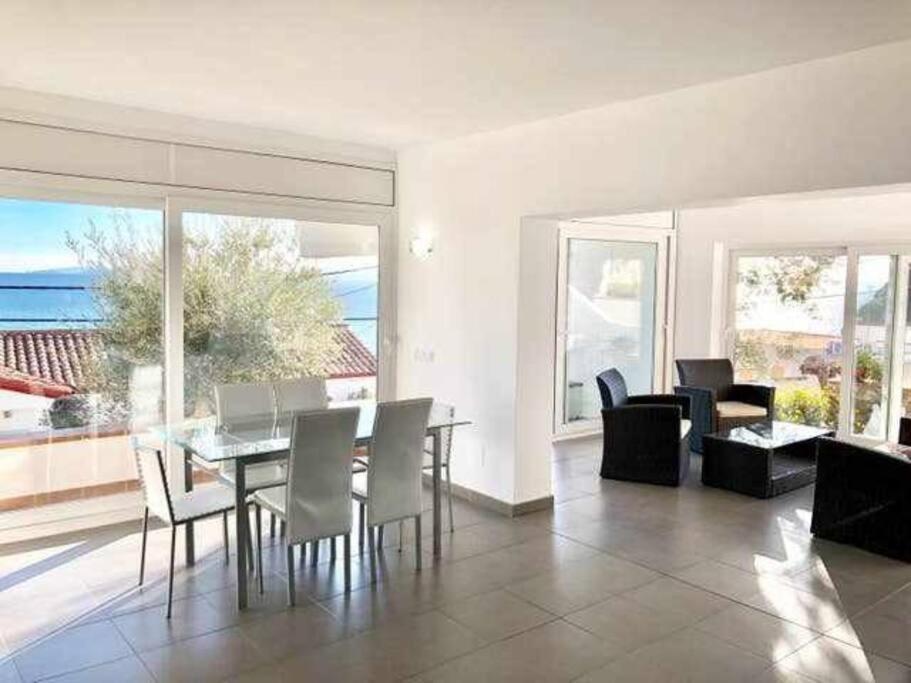 Amplio Apartamento Con Jardin En Almadrava Росас Экстерьер фото